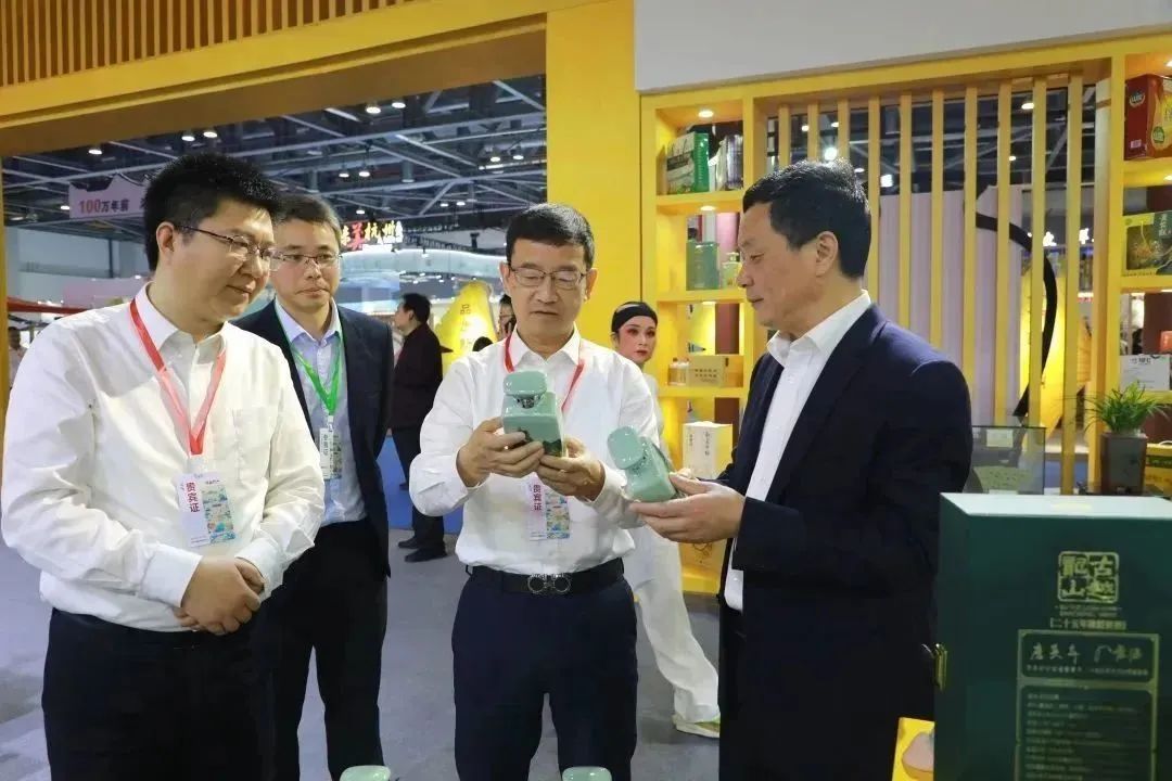 1681989794917619.jpg 2.jpg